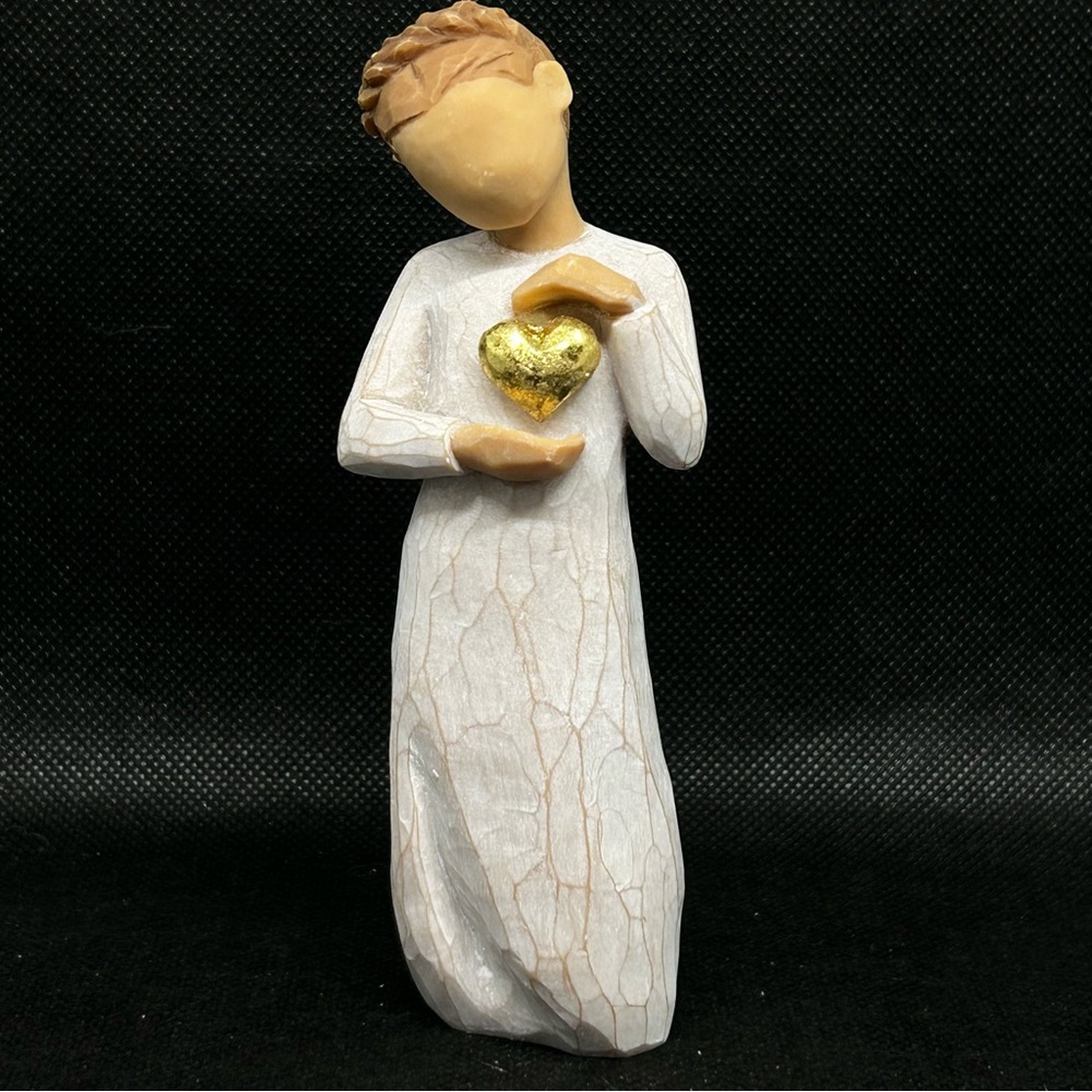 New in box Willow Tree Keepsake figurine